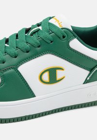 Champion Ghete baschet - white/green/yellow