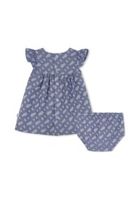 Robe bleue avec des manches courtes à volants, fermeture à boutons et un motif géométrique gris clair ; inclut un short bloomer assorti.