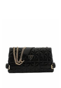 Sac à main noir matelassé avec une bandoulière chaîne dorée et une plaque logo. Présente un motif géométrique et des bretelles doubles pour une polyvalence de port.