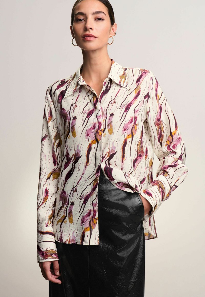 Next LONG SLEEVE - REGULAR FIT - Cămașă - ecru purple swirl print
