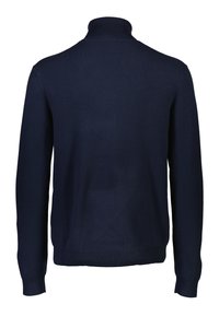 Marineblau gestrickter Pullover mit hohem Kragen. Hat lange Ärmel, gerippte Bündchen und Saum. Glatte Textur, einfaches Design ohne Muster.