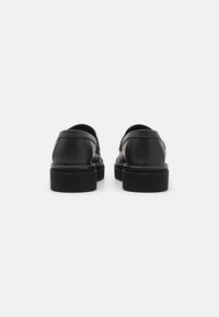 Even&Odd Wide Fit Polobotky - black