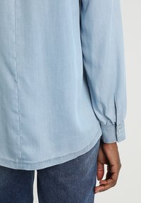 Marc O'Polo Blůza - light blue