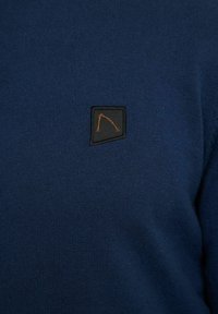 Unausgewählt, dark blue