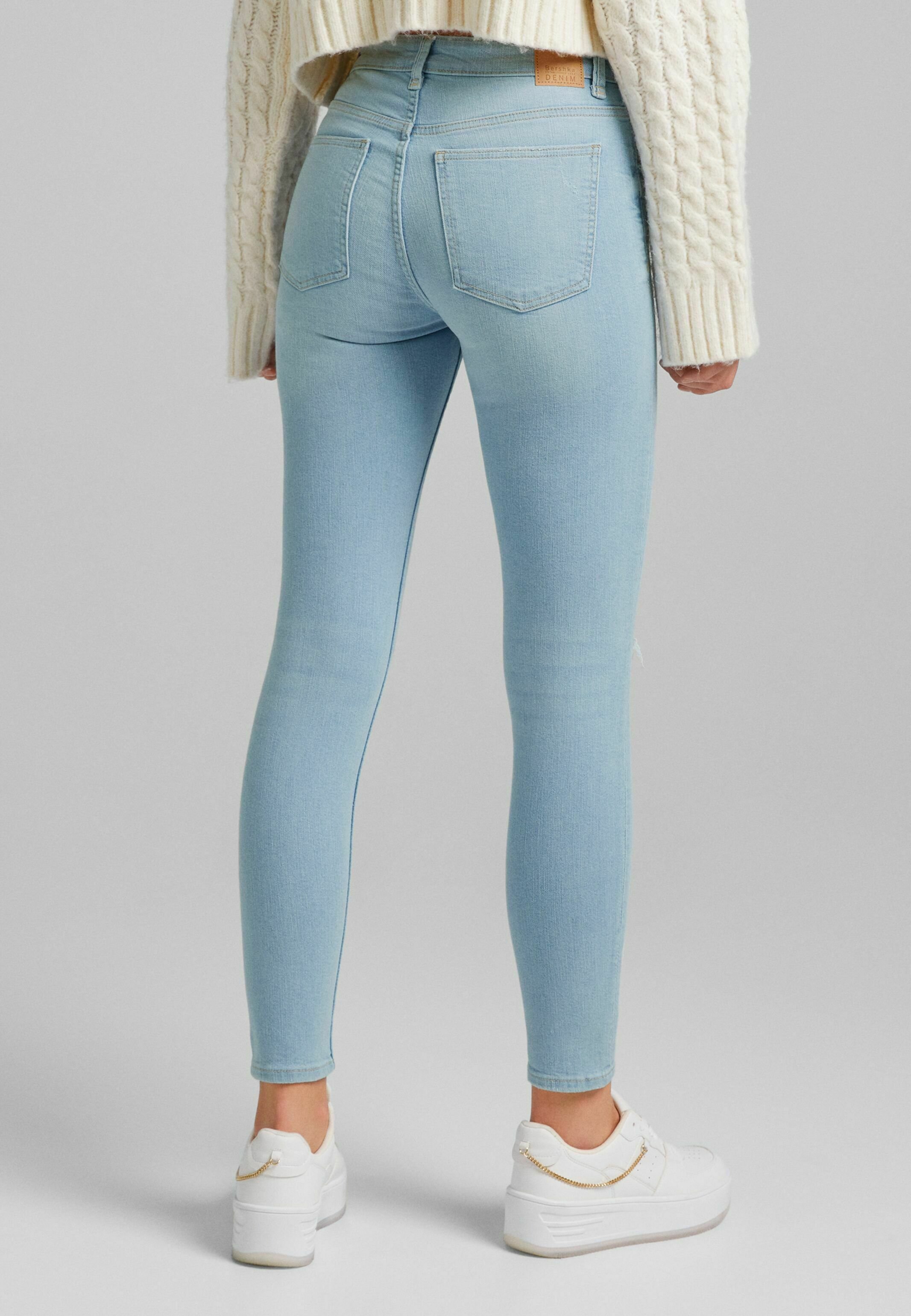 Bershka SKINNY-LOW WAIST JEANS - Jeans 