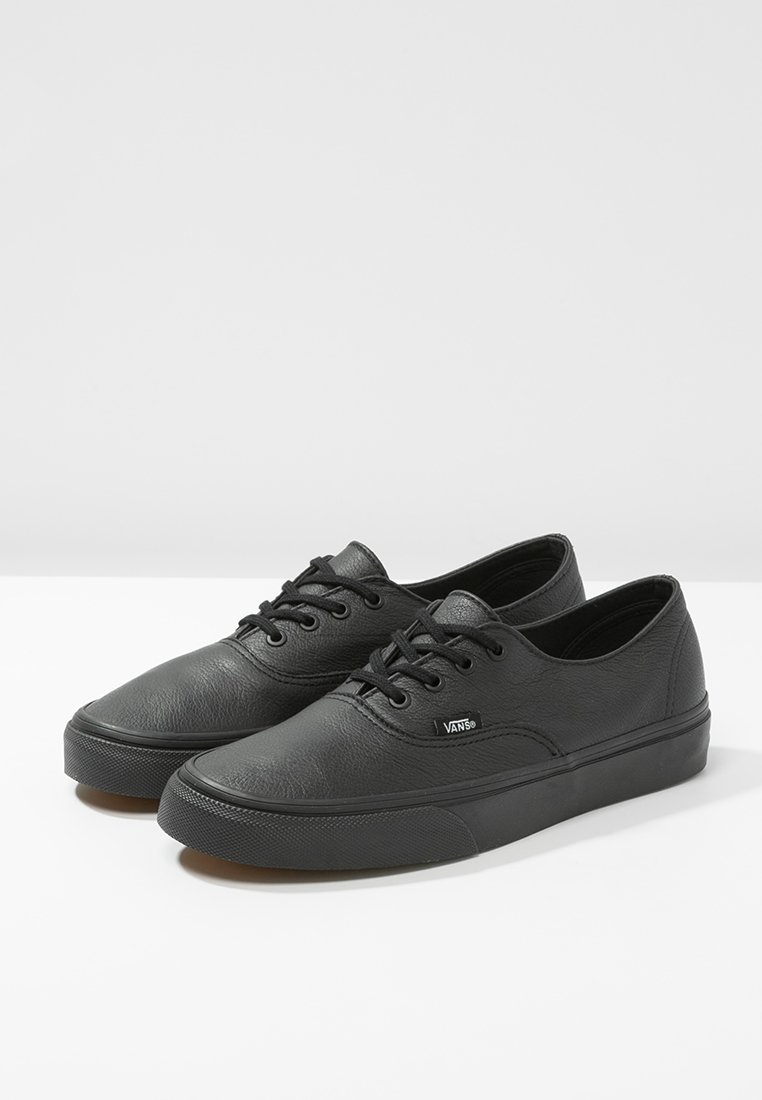 vans authentic decon black