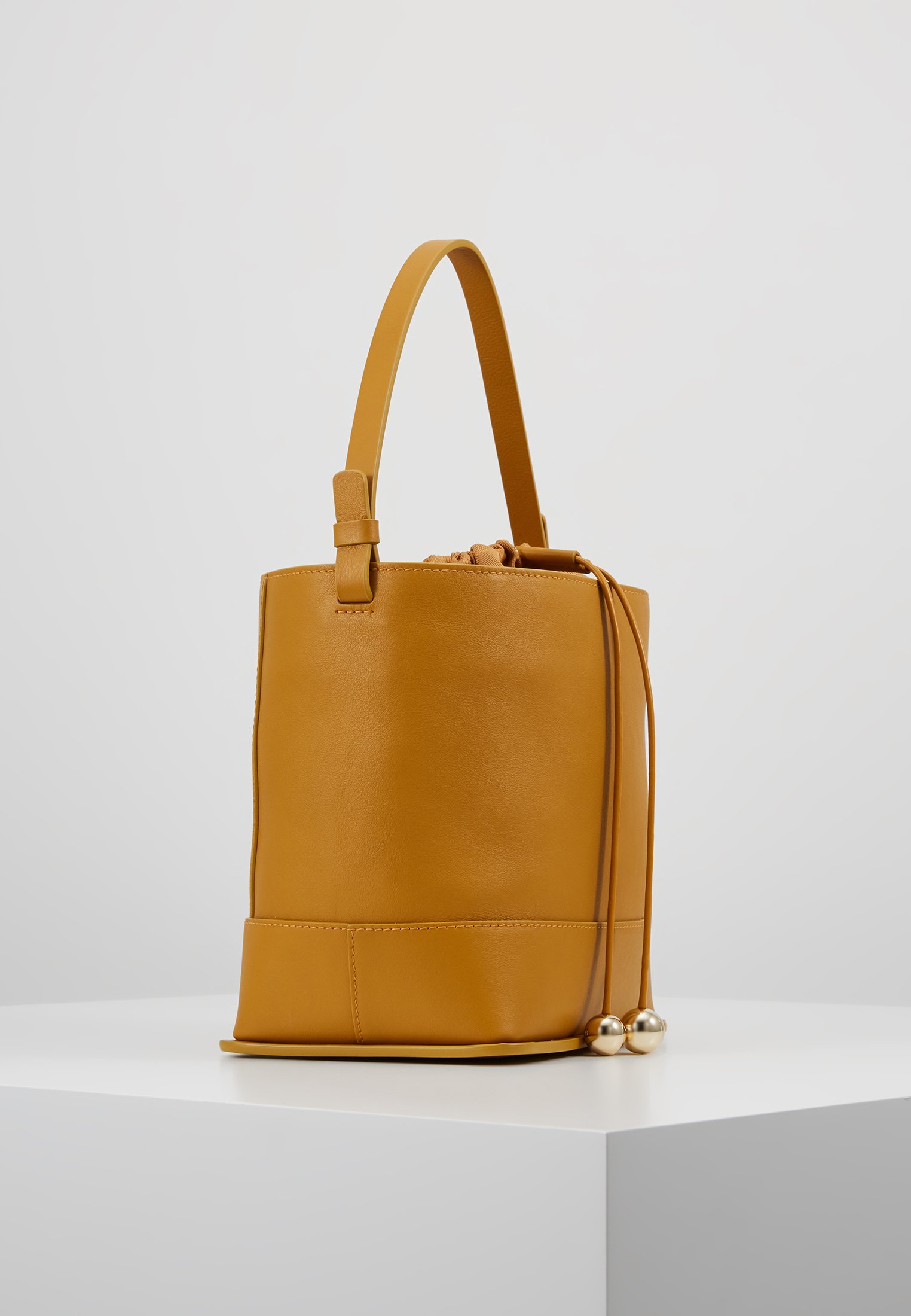 WEEKEND MaxMara Håndveske senf Zalando.no WEEKEND MaxMara Håndveske senf Zalando.no