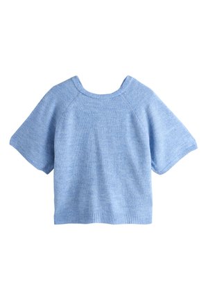 Pull tricoté bleu clair à manches courtes avec un large col rond et un ourlet droit.