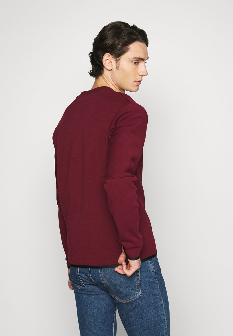 Nike Sportswear Tech Fleece Crew Sweatshirt Dark Beetroot Black Rouge Fonce Zalando Fr