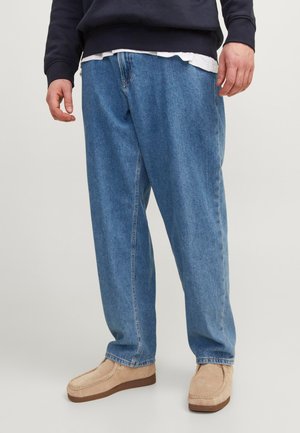 Jack & Jones, Relaxed Fit Plus Size JJICHRIS JJORIGNIAL AKM 412 NOOS PLS - Džínsy voľného strihu - blue denim