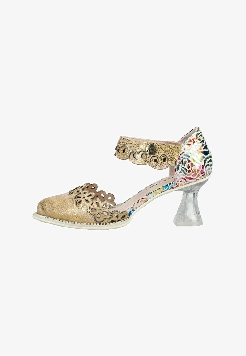 Chaussure Mary Jane dorée avec motifs floraux découpés, talon floral métallique, dos floral multicolore et bride avec bouton décoratif.