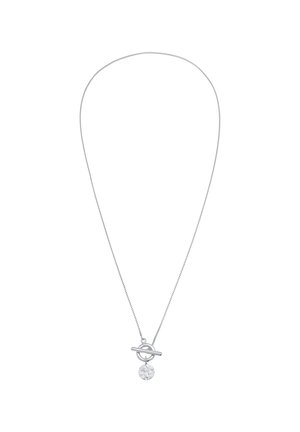 Collier en argent avec une chaîne fine. Il présente un pendentif circulaire avec une surface texturée et un fermoir en cylindre.