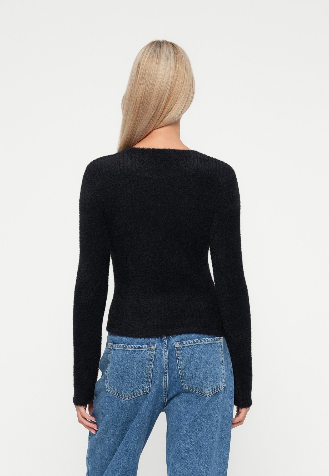 ONLVIOLA ROUND NECK TOP