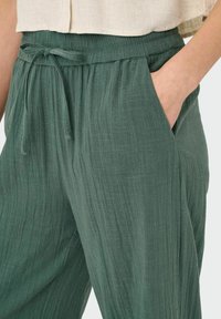 ONLY ONLTIZANA NOOS - Παντελόνι - balsam green