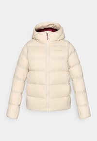 Hellbeige Steppjacke mit Kapuze, gestepptem Design, durchgehendem Reißverschluss vorne und kontrastierendem Innenfutter. Weiche, glatte Textur.