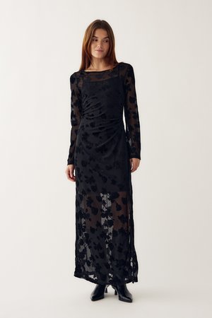 Noella LAURETTE  - Maxikjoler - black