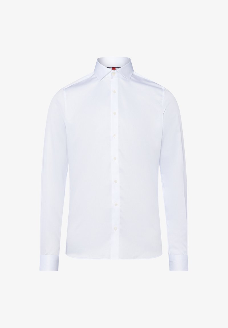 Camicia bianca a maniche lunghe realizzata in tessuto morbido, con colletto classico, abbottonatura completa e polsini con bottoni, dal taglio aderente.