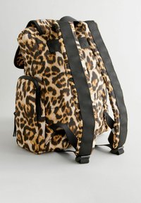 Next Sac de randonnée - leopard