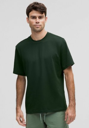 SHORT SLEEVE - Sports T-shirt - rainforest green