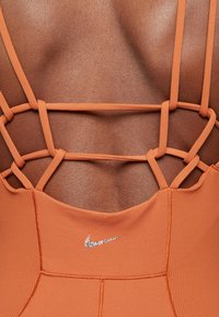 Nike Performance Survêtement - brown