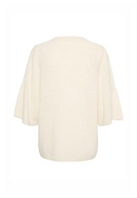 Suéter blanco de punto suave con un ajuste relajado y mangas acampanadas. Presenta un cuello redondo y una textura suave y uniforme en toda la prenda.