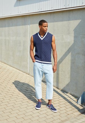 JFWLOGAN - Sneakers basse - navy blazer/red