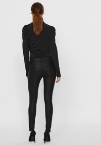 Vero Moda Maglietta a manica lunga - black
