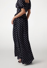 Guess - Długa spódnica