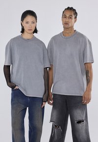 YOURTURN UNISEX - Marškinėliai su spaudiniu - grey