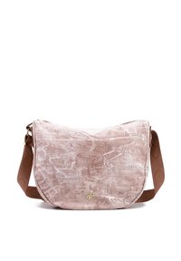 Borsa a tracolla rosa con un design a mappa che presenta punti di riferimento, tracolla marrone con un motivo testurizzato e un accento di logo dorato.
