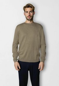 Clean Cut Copenhagen CLAUDE CREWNECK - Jersey de punto - dark beige melange