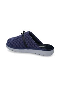 Pantofole a maglia blu navy con una parte superiore testurizzata, aperte sul retro e una fascia nera decorativa. Suola grigia con una presa robusta e interni imbottiti.