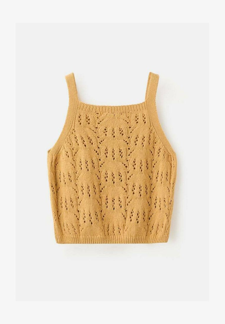 Žltý pletený crop top so štvorcovým výstrihom, tenkými ramienkami a textúrovaným vzorom pripomínajúcim listy na látke.
