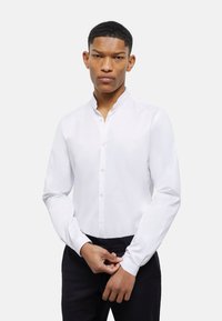 OFFICIER - Pluus - white