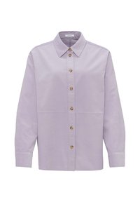 Chemise mauve clair à manches longues avec col, dotée d'une fermeture boutonnée et de boutons en bois. Texture en coton lisse, coupe décontractée.