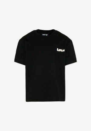 Czarny T-shirt z krótkim rękawem, okrągłym dekoltem i małym białym logo "Barrow" na lewej piersi.