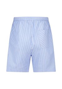 Vaaleansiniset bokserit, joissa on ohuet pystysuorat mustat ja valkoiset raidat sekä takatasku oikealla puolella.