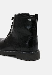 TOM TAILOR Botines con cordones - black