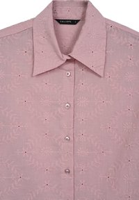 Rosa besticktes Hemd mit klassischem Kragen, das mit Blumenmustern und Knopfverschlüssen verziert ist. Hergestellt aus leichtem Stoff mit weicher Textur.
