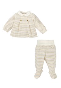 Conjunto para bebé a rayas que incluye una blusa suave de mezcla de algodón en color beige con cuello y dos botones de madera, combinada con pantalones beige de cintura elástica.