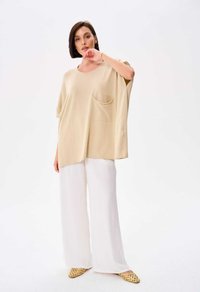 blue shadow KIONA - T-shirt basic - beige