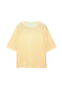T-shirt jaune à rayures avec des manches larges et courtes, présentant des rayures horizontales orange, un col ras du cou et un petit logo à l'avant.