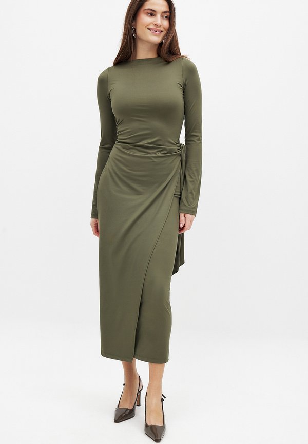 OVERLAP  - Maxikleid - khaki