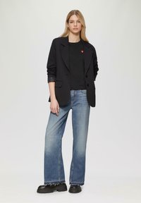 QS MIT HERZ-STICKEREI - T-shirt basic - schwarz