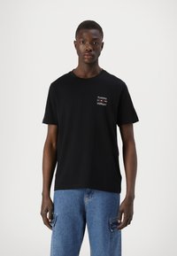 Tommy Hilfiger STACK - Print T-shirt - black