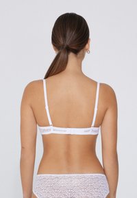Tezenis SUPER  - Push-up bra - White