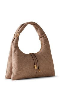 Sac à main beige texturé avec une poignée courbée, quincaillerie dorée et fermeture éclair. Présente un motif distinctif de type galet.
