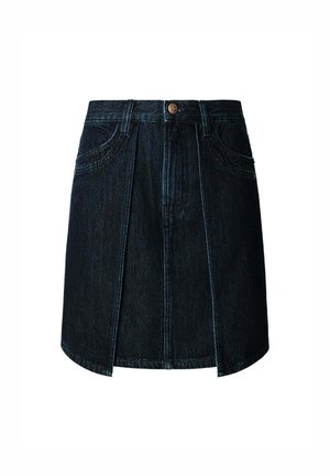 Gonna di jeans blu scuro con taglio dritto, pieghe frontali, due tasche laterali e cuciture in vista. Presenta una chiusura con bottone in vita.