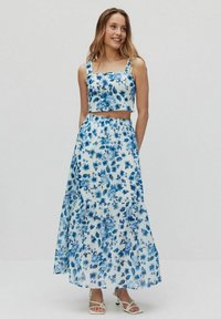 Dobber BATHINA - Linne - blue flower