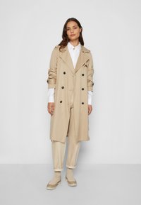 Tommy Hilfiger - HERITAGE REGULAR FIT - Overhemdblouse - classic white - 2